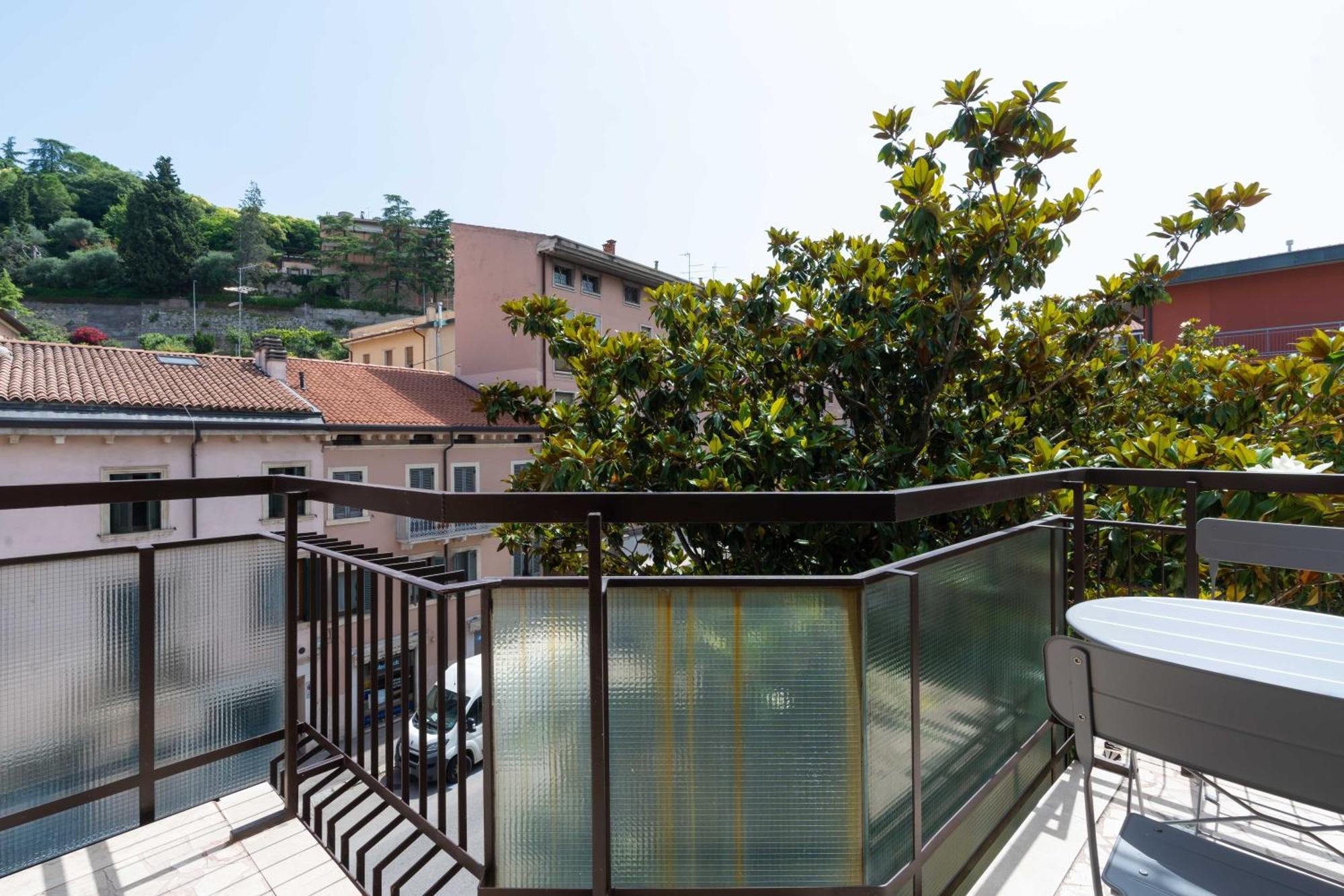 Nino Bixio Apartment Verona Exterior foto